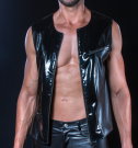 pc303905-mike-gilet-open-tn.jpg